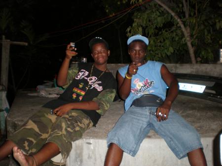 gwen and littelle rasta